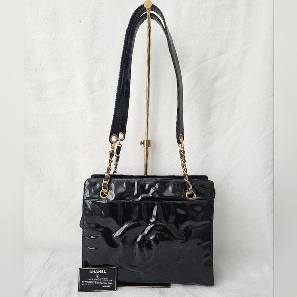 Auth Chanel Patent Leather Tote Bag - Picture 2 of 13